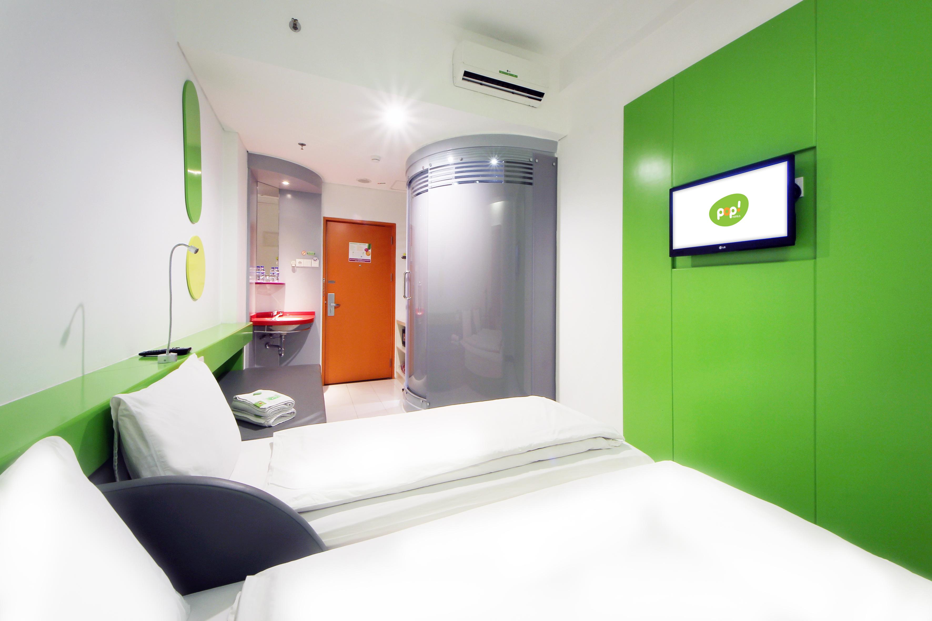 Pop! Hotel Kemang Jakarta Exterior photo